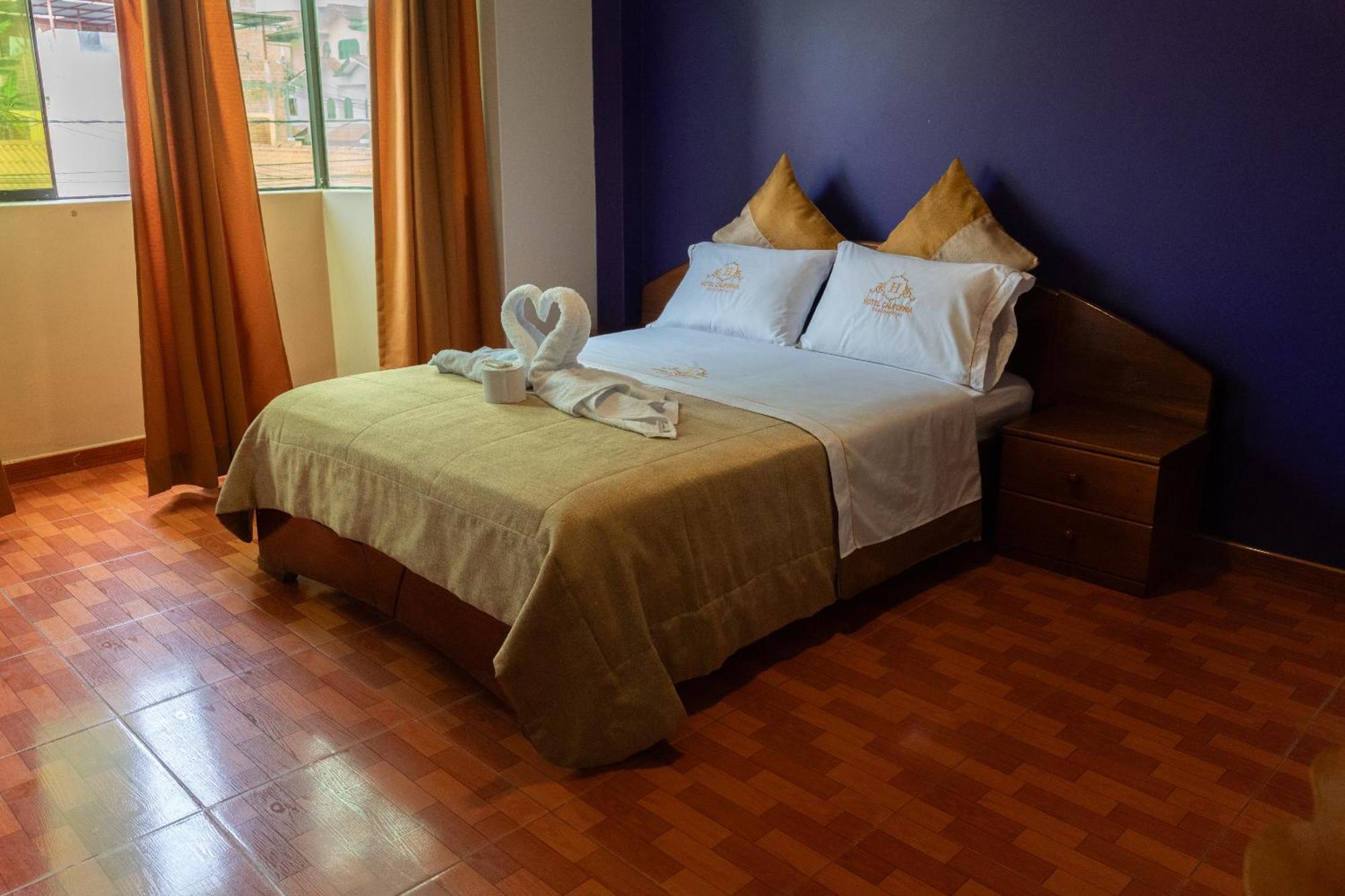 Hotel California Chachapoyas Exteriör bild